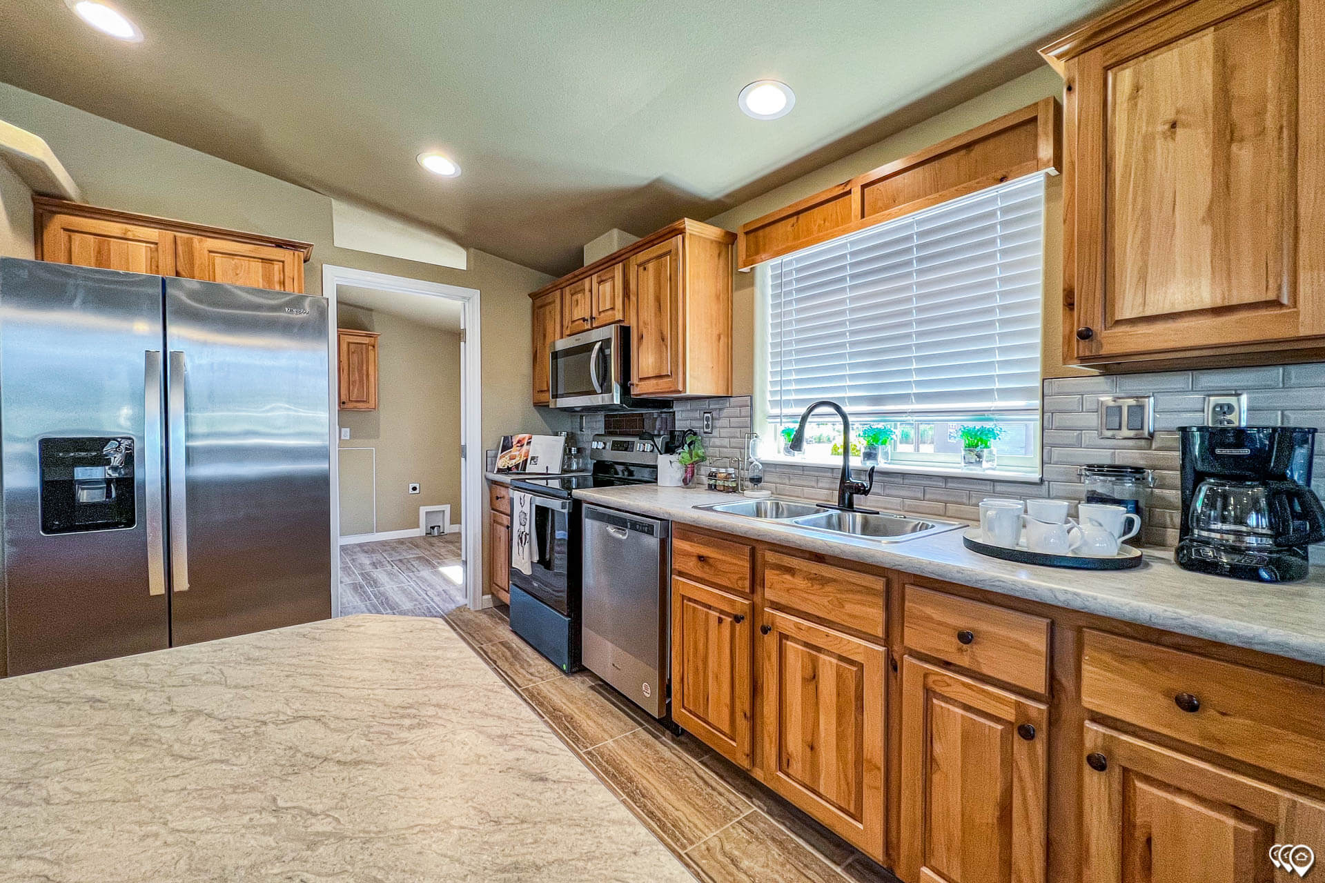 400 Series The Metolius Cabin 4G28522A by Palm Harbor Homes Palm